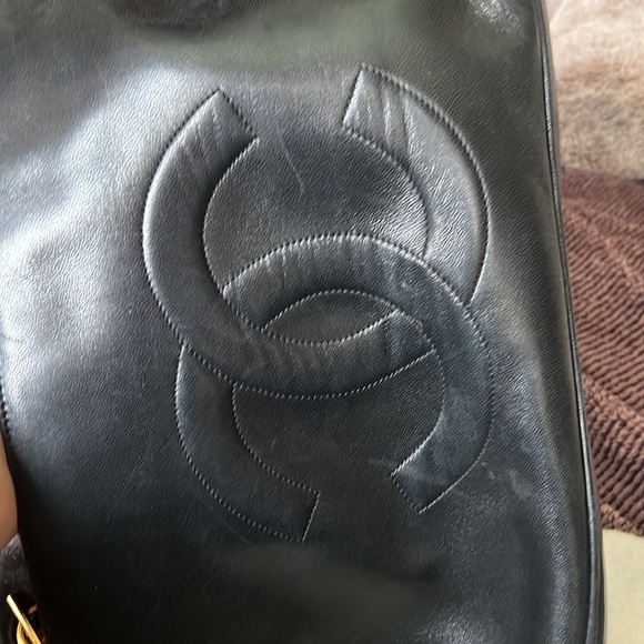Gorgeous lambskin vintage Black Chanel bag 10x14 - Picture 11 of 14
